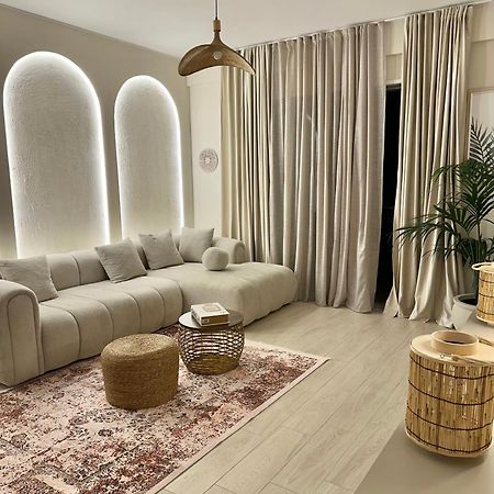 Lungomare Luxury Sea View Apartaments Vlorë Extérieur photo