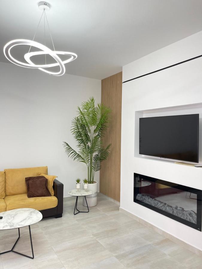 Lungomare Luxury Sea View Apartaments Vlorë Extérieur photo