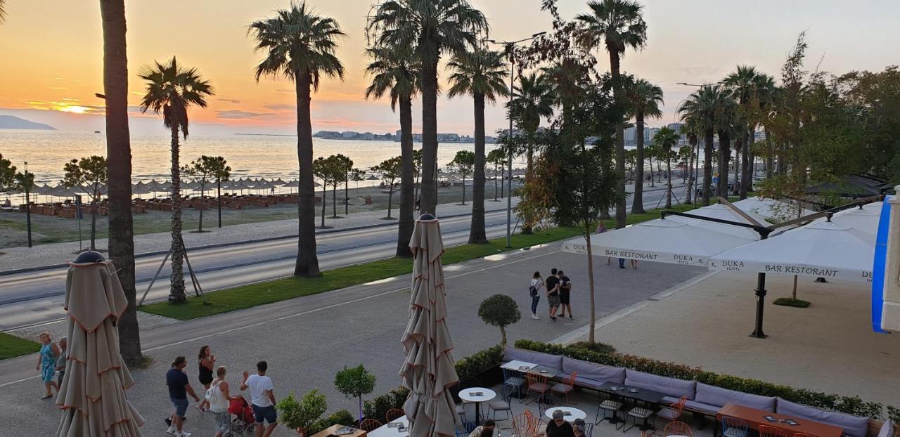 Lungomare Luxury Sea View Apartaments Vlorë Extérieur photo